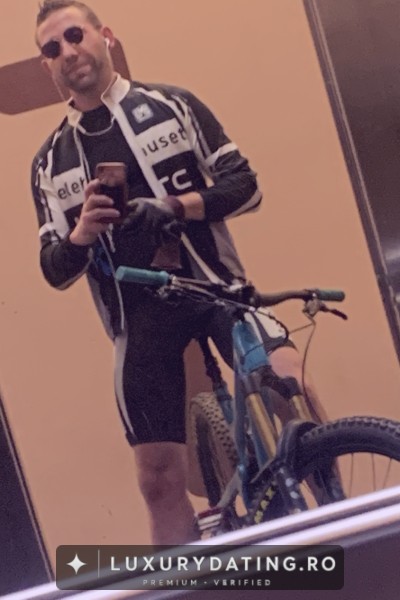 Alexandru, 23 ani, Sugar Daddy, din Constanța