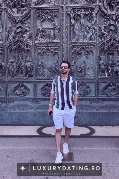 Bogdan, 45 ani, Sugar Daddy, din Iași