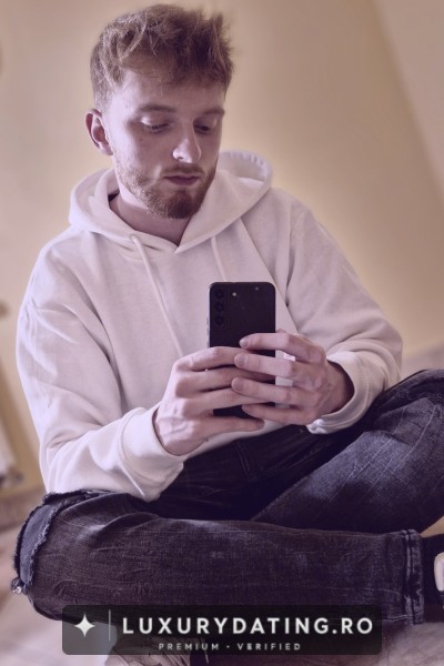 Calin, 21 ani, Sugar Daddy, din Bucuresti