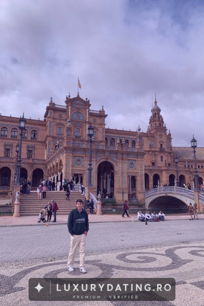 Ionel, 33 ani, Sugar Daddy, din Iași