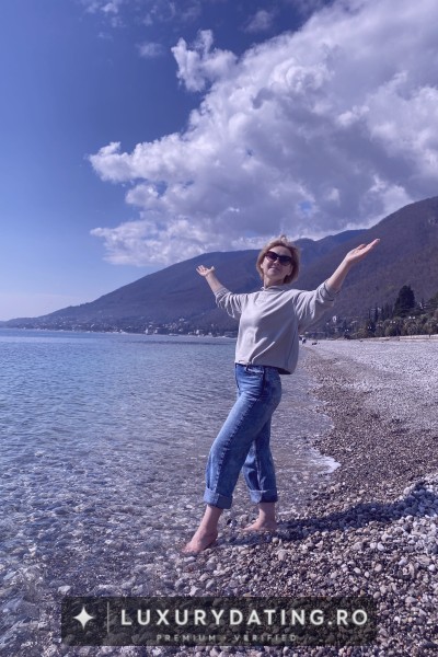 Lorena, 35 ani, Sugar Baby, din Bucuresti