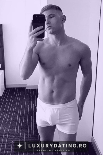 Matei, 31 ani, Sugar Daddy, din Timișoara