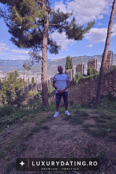 Sergiu, 31 ani, Sugar Daddy, din Cluj-Napoca