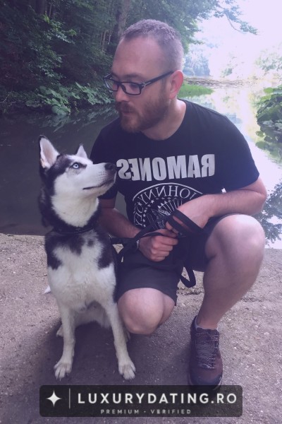 Alex, 22 ani, Sugar Daddy, din Galați